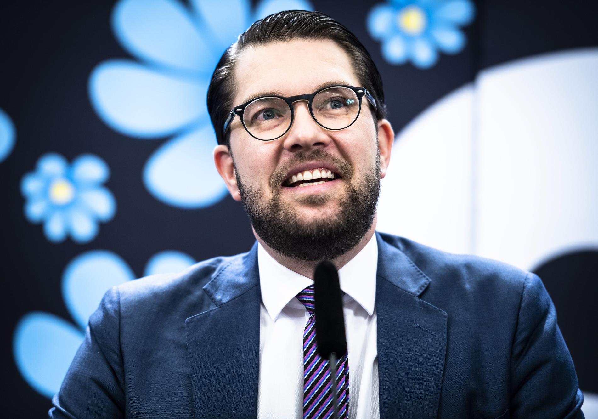 Jimmie Åkessons parti är nu störst i Sverige