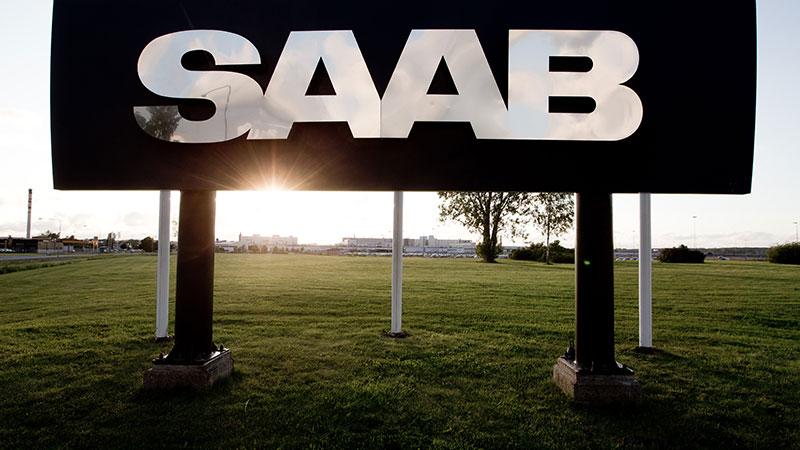 Saab-skylt utanför fabriken.