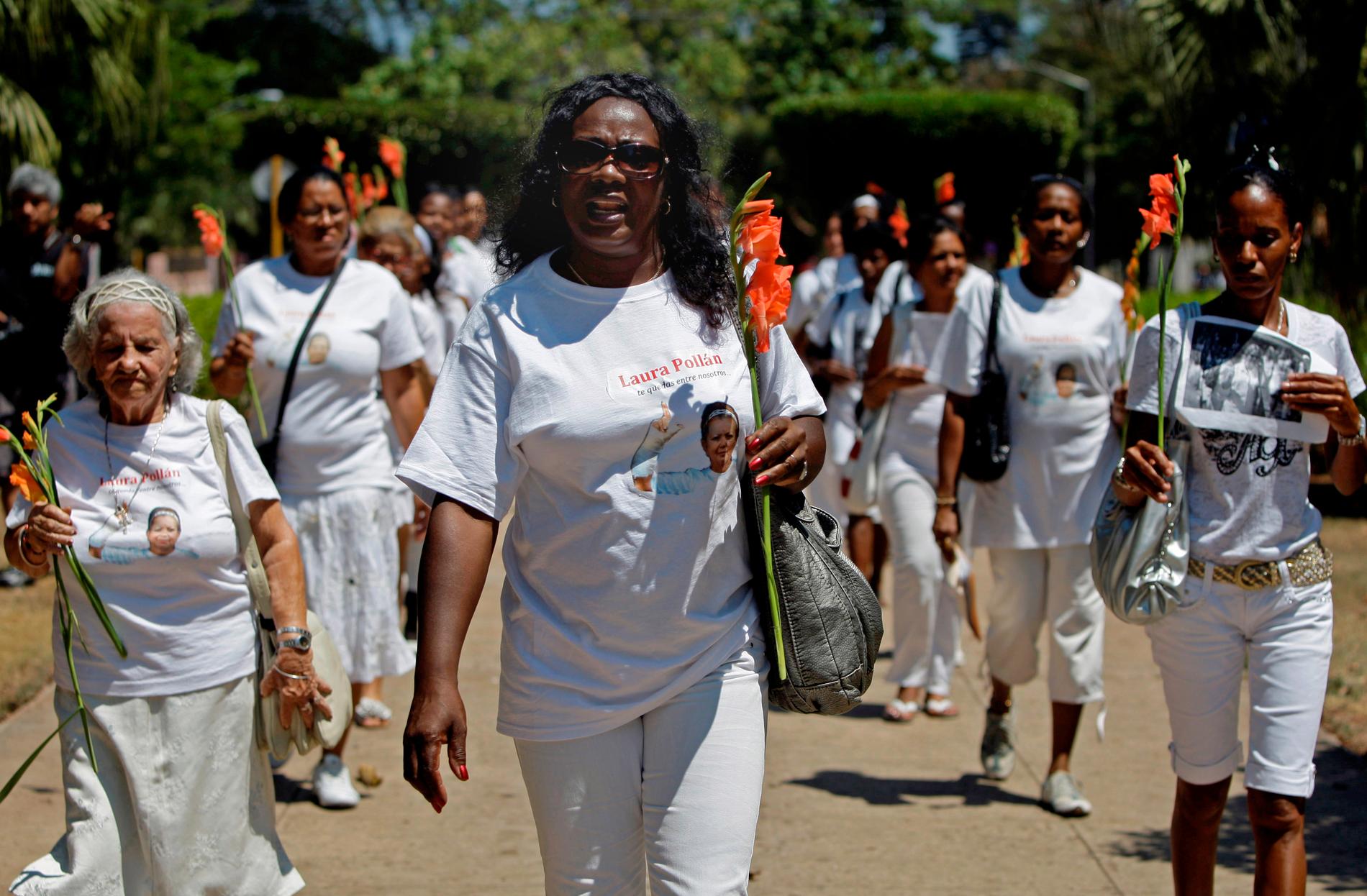 Damas de blanco, "Kvinnor i vitt", demonstrerar för sina fängslade anhöriga i Havanna 2012.