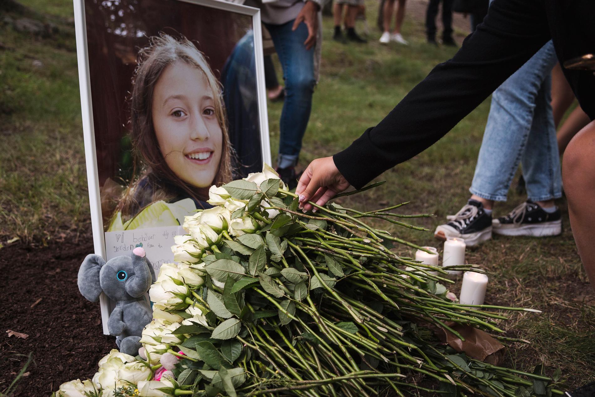 Idag dömdes tre män till livstids fängelse för mordet på Adriana, 12, i Botkyrka sommaren 2020.