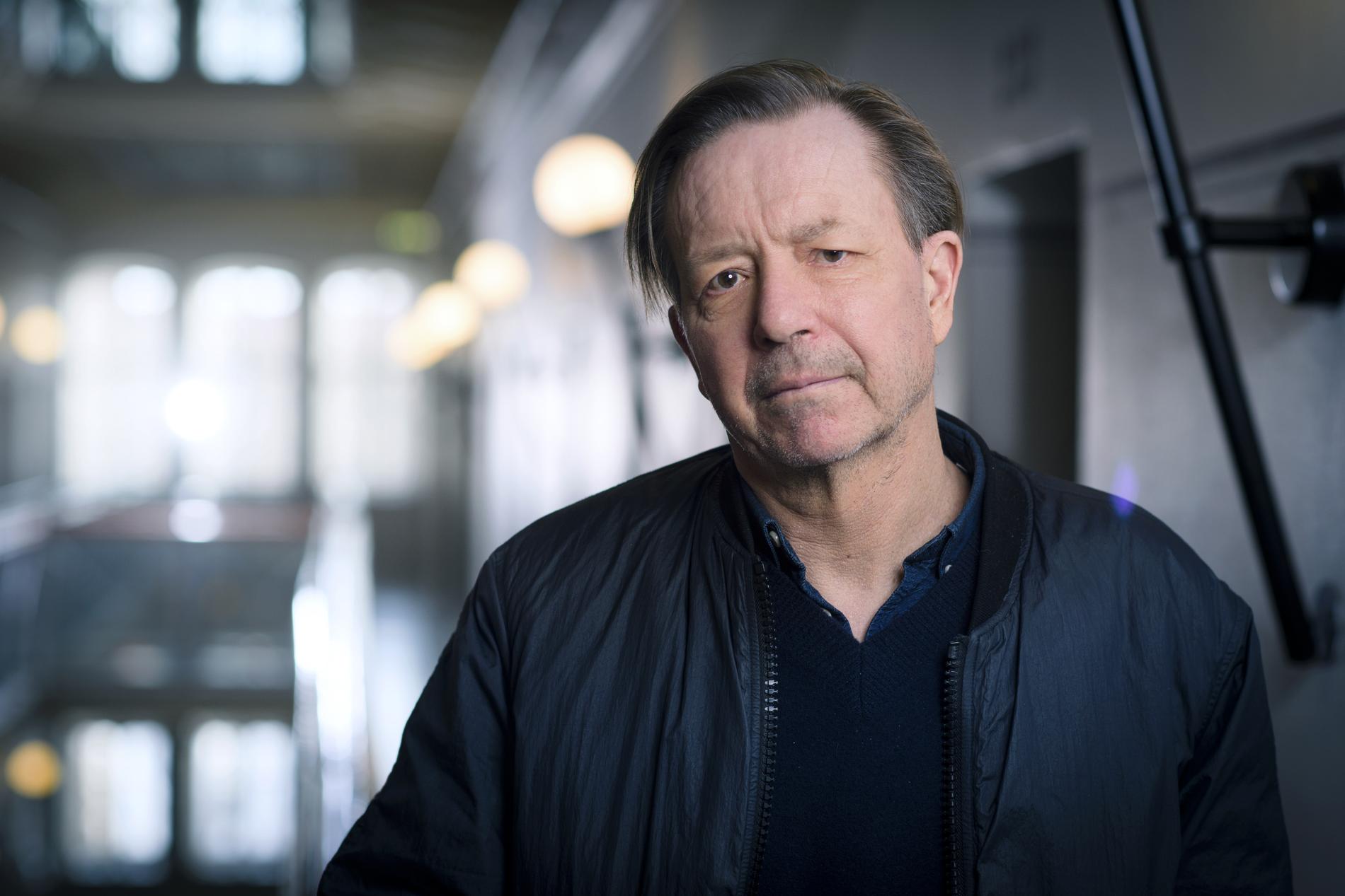 Steve Sem-Sandberg (född 1958) har bland annat fått Aftonbladets litteraturpris, 1997, och Augustpriset, 2009.