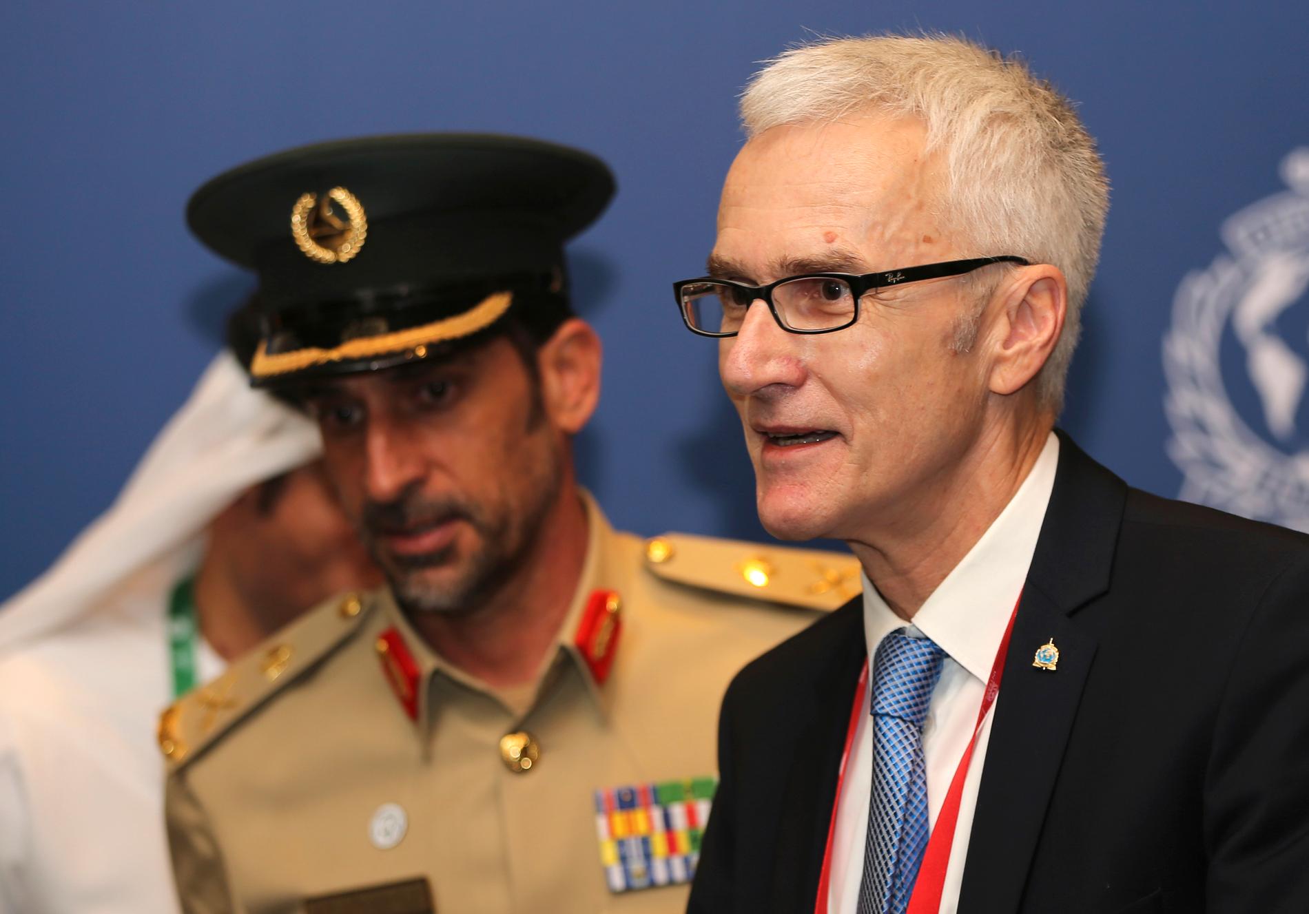 Interpolchefen Jürgen Stock varnar för att kriminella kan få tag på vapen som skickas till Ukraina.