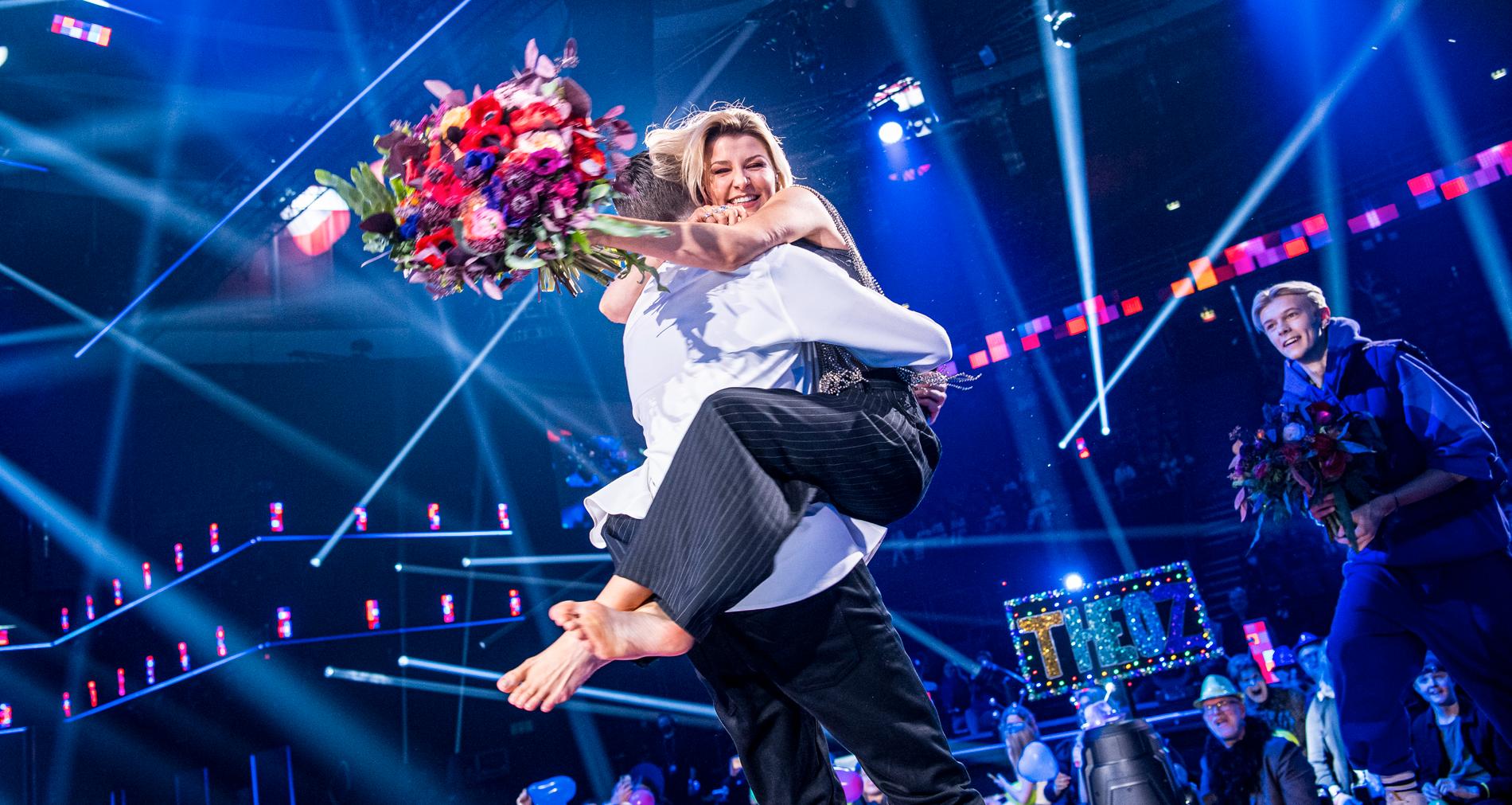  Robin Bengtsson och Cornelia Jakobs gick direkt till final i första deltävlingen i Melodifestivalen 2022 i Avicii Arena.