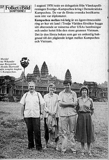 Omslag och baksida till "Kampuchea mellan två krig" från 1979, den reserapport som Peter Fröberg Idlings nya bok "Pol Pots leende" kretsar kring.