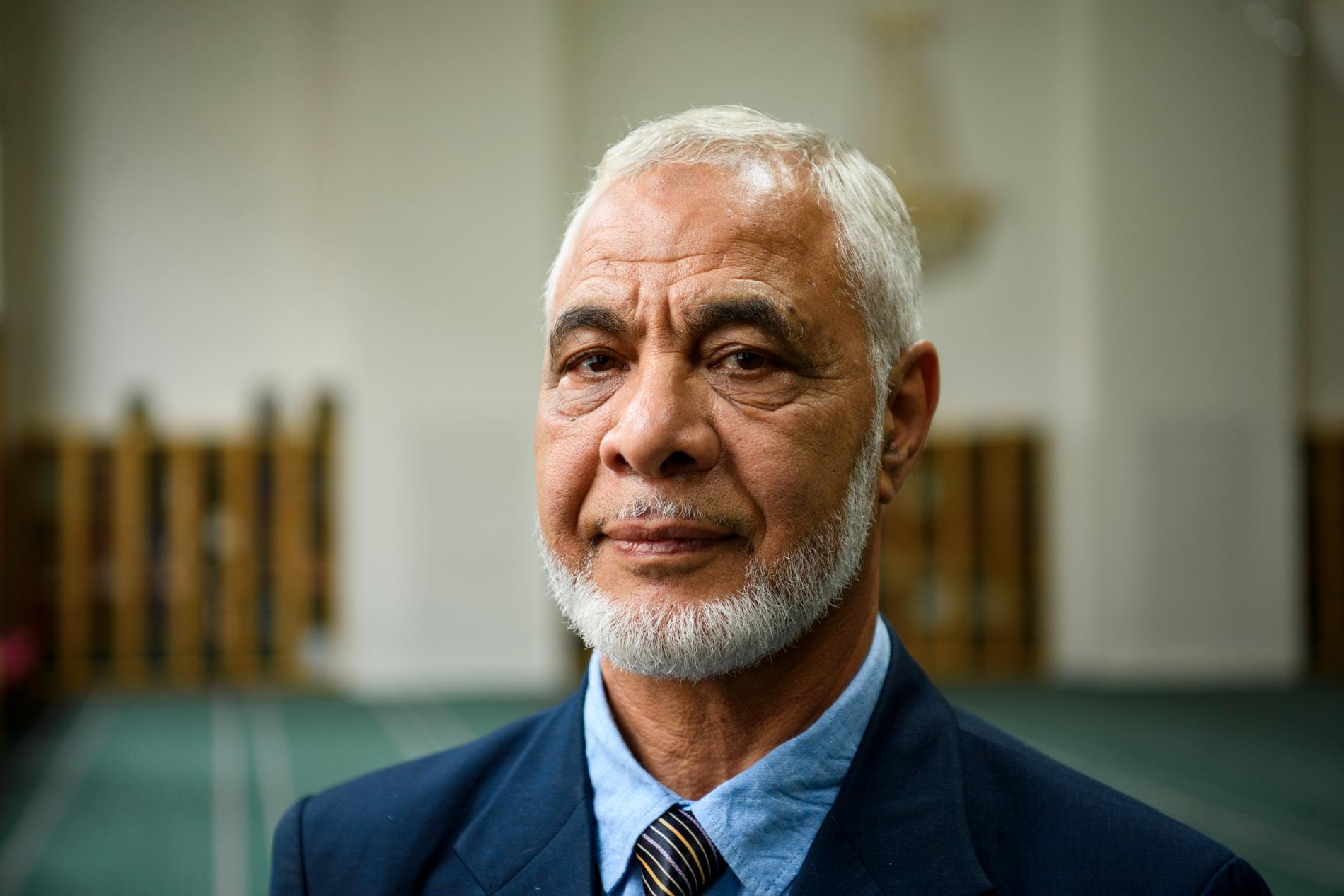 Mahmoud Khalfi, direktör och imam vid Stockholms moské.