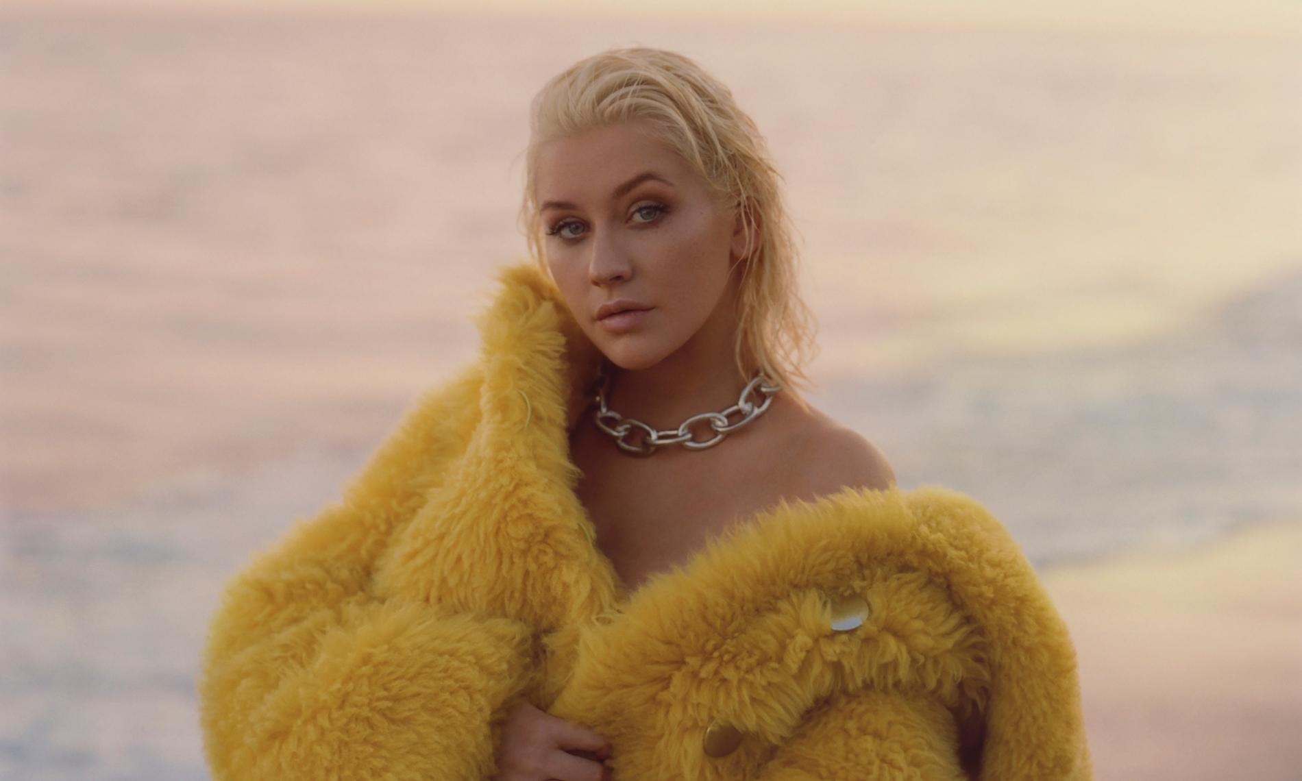 Christina Aguilera vill mer i texterna än i musiken.