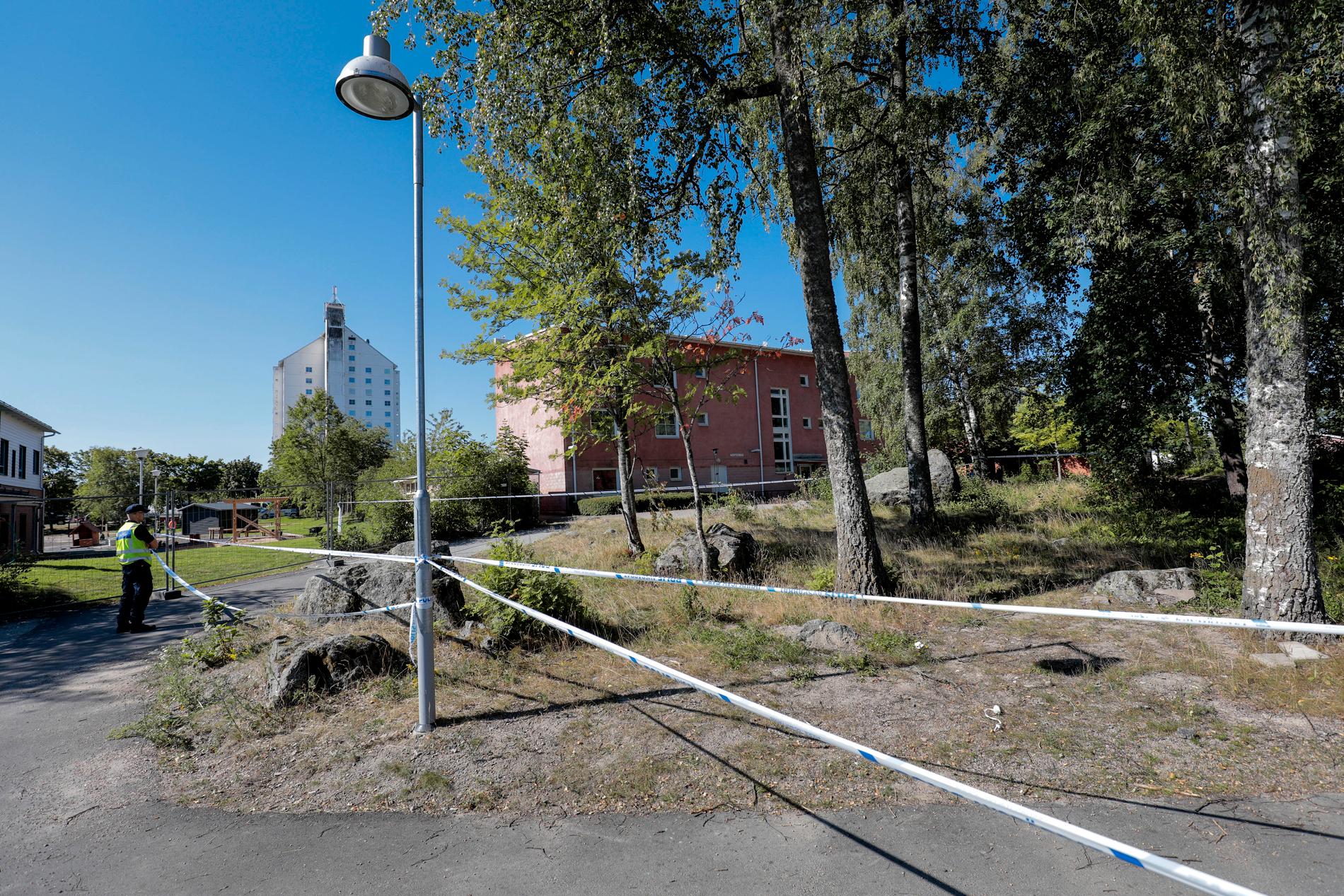 Två personer dog efter skottlossning i området Vivalla i Örebro. Arkivbild