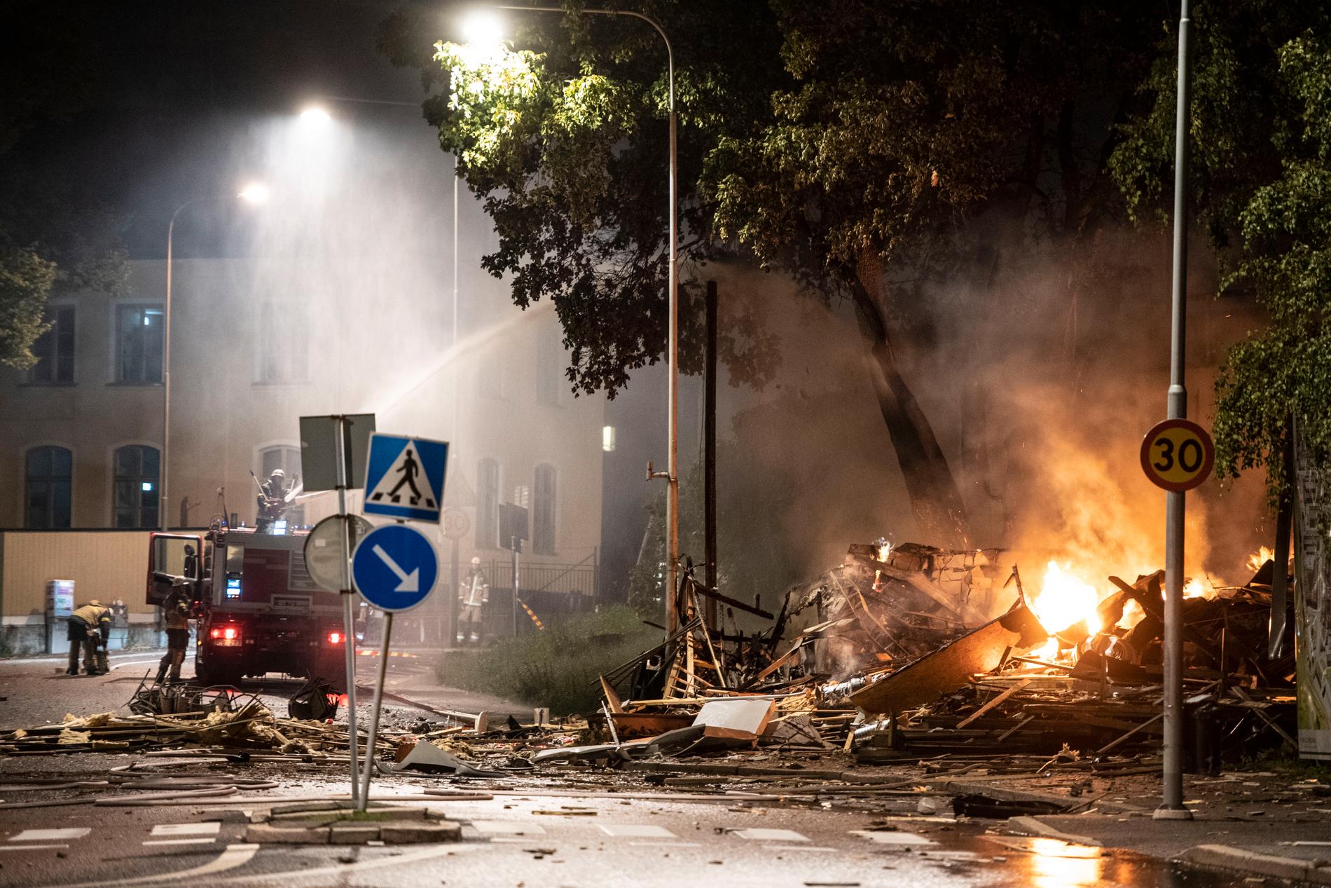 Ett gatukök exploderade i Solna i augusti. Smällen orsakades av en sprängladdning. 