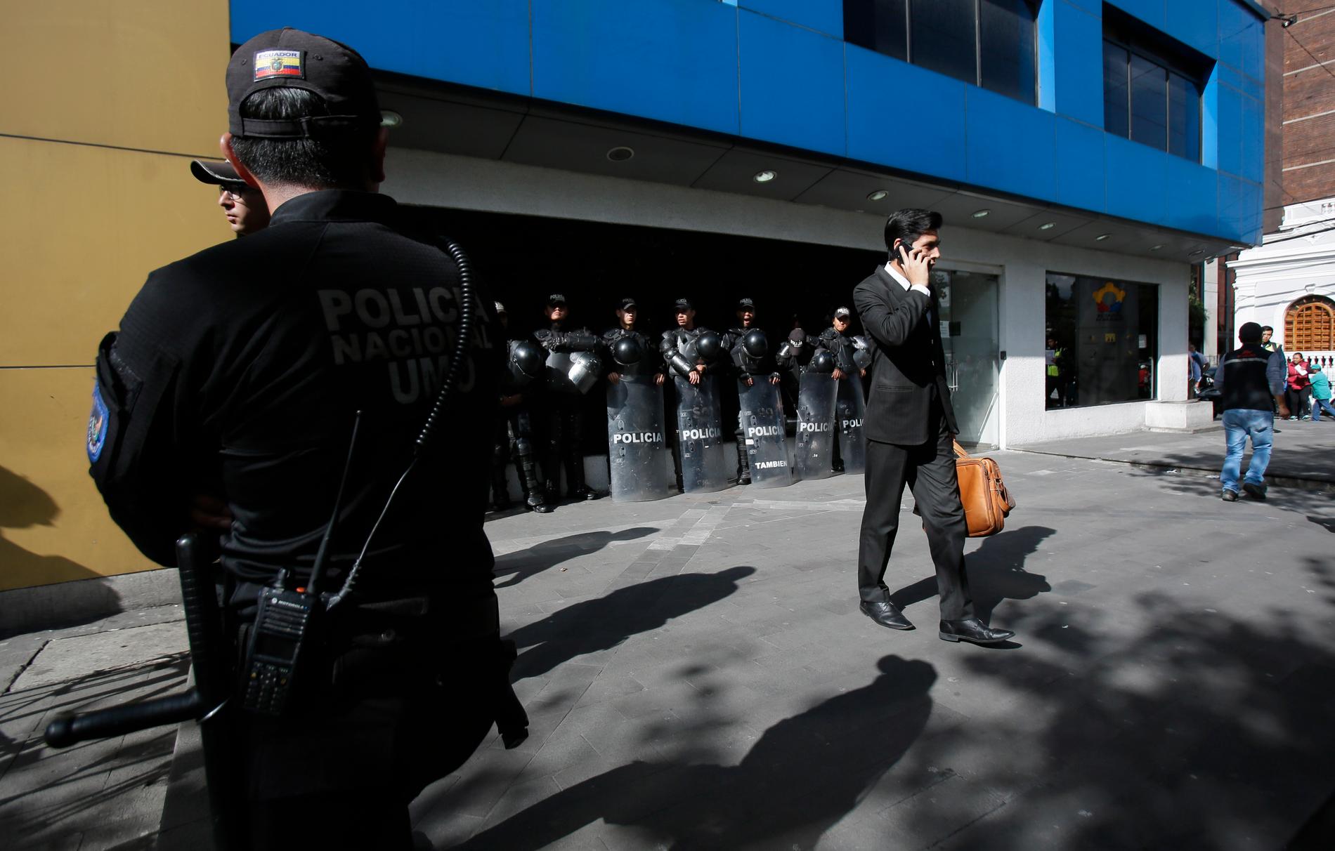 Byggnaden där svensken hålls av polisen i Quito, Ecuador. 