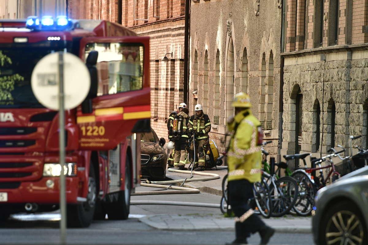 17.13 på midsommardagen kom larmet om en brand i en lägenhet på Östermalm, Stockholm. 