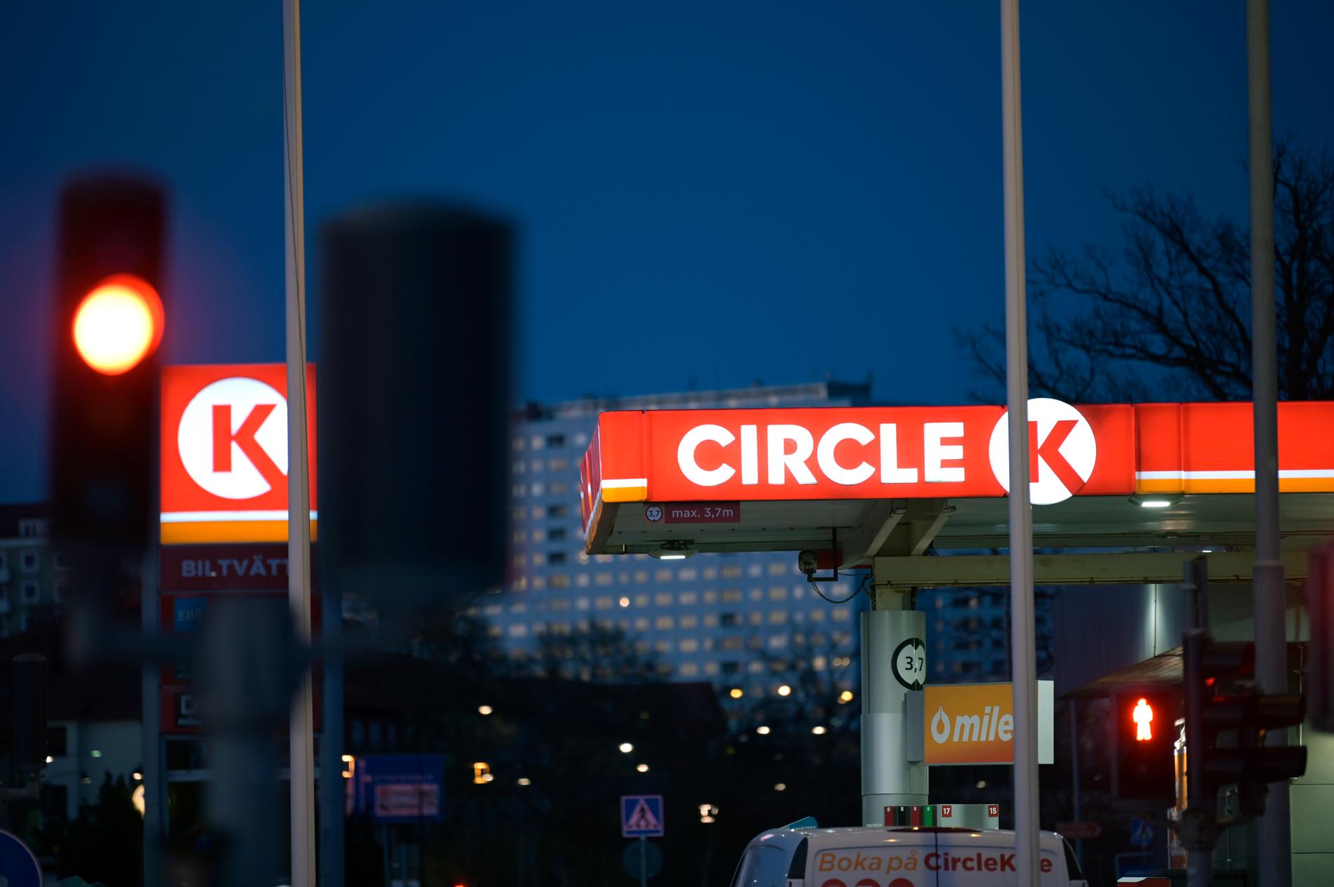 Circle K varnar för stora prissvängningar på drivmedel.