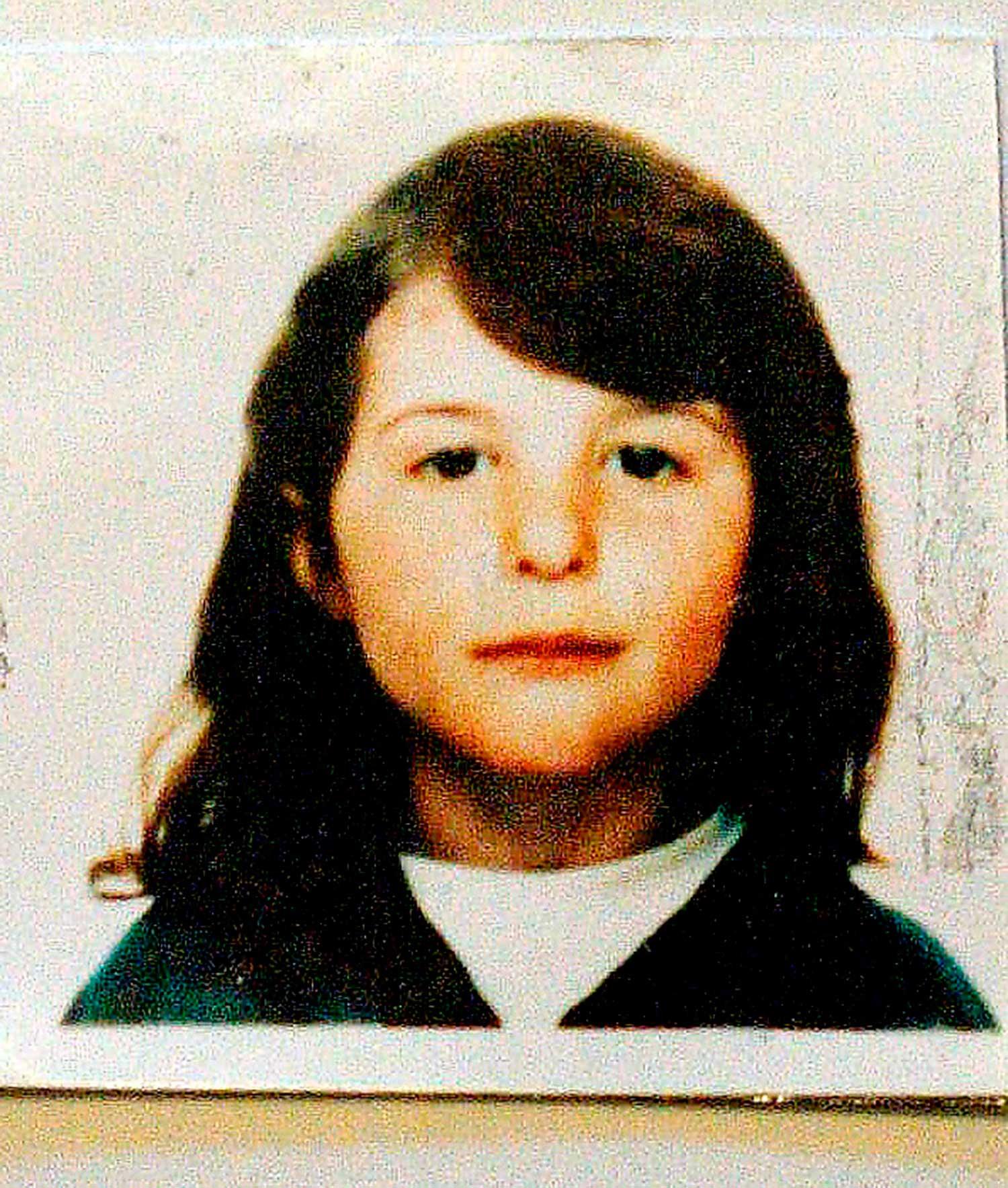 Jasmina Jasharaj, 6, Sävsjö. 
Jasmina försvann från sitt hem i Sävsjö den 28 juli 1997. Strax innan sågs hon cykla tillsammans med en 41-årig man.