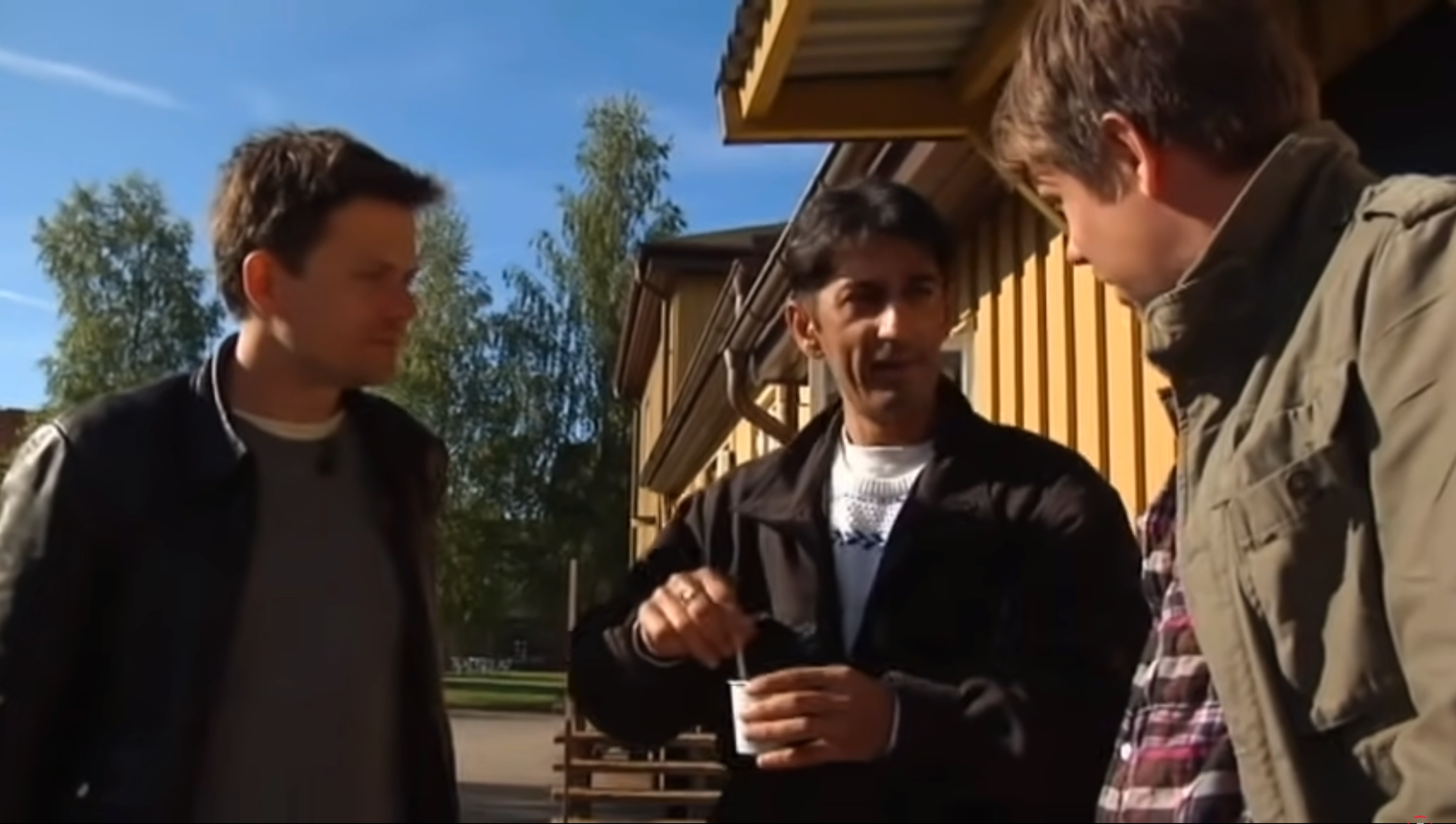 Ismet ”Körkortsturken” Music med Filip och Fredrik.