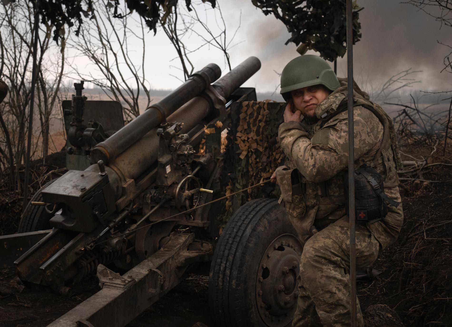 Ukrainska soldater vid frontlinjen nära Avdijivka i Donetsk. Bild från i mars i år.