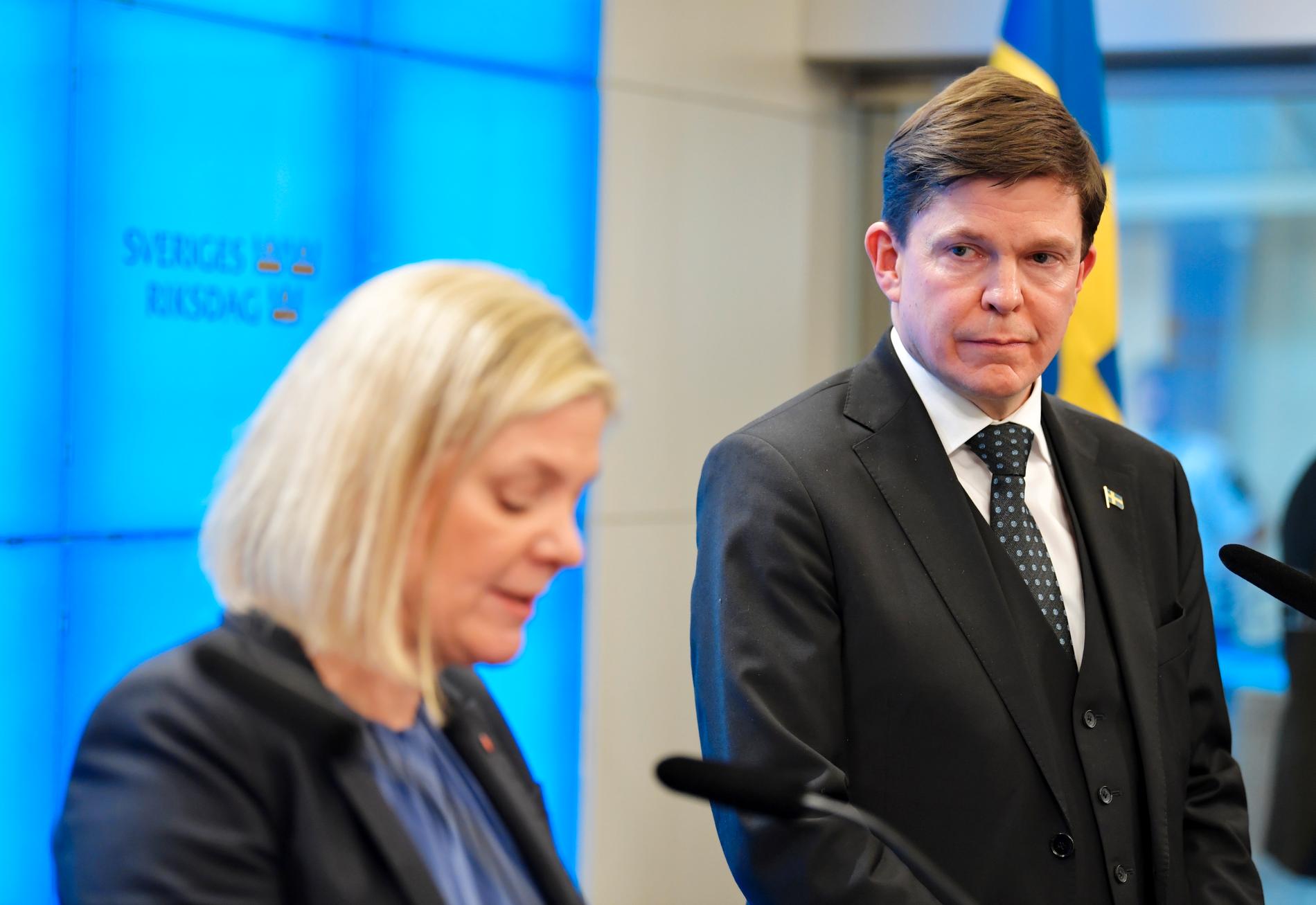 Socialdemokraternas partiledare Magdalena Andersson (S) och riksdagens talman Andreas Norlén. Arkivbild.