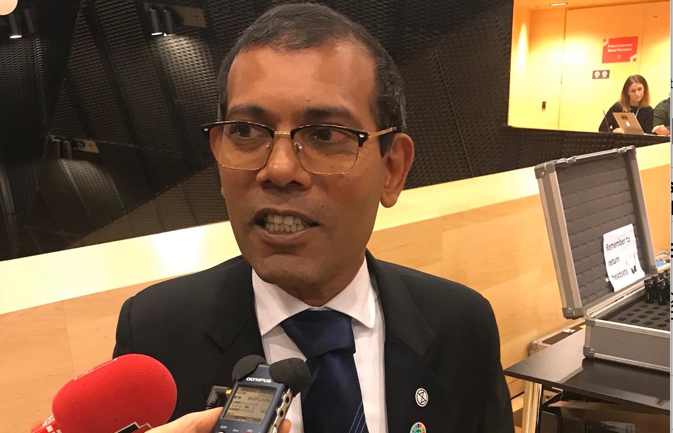 Mohamed Nasheed, tidigare president i Maldiverna, leder landets delegation på klimatmötet.