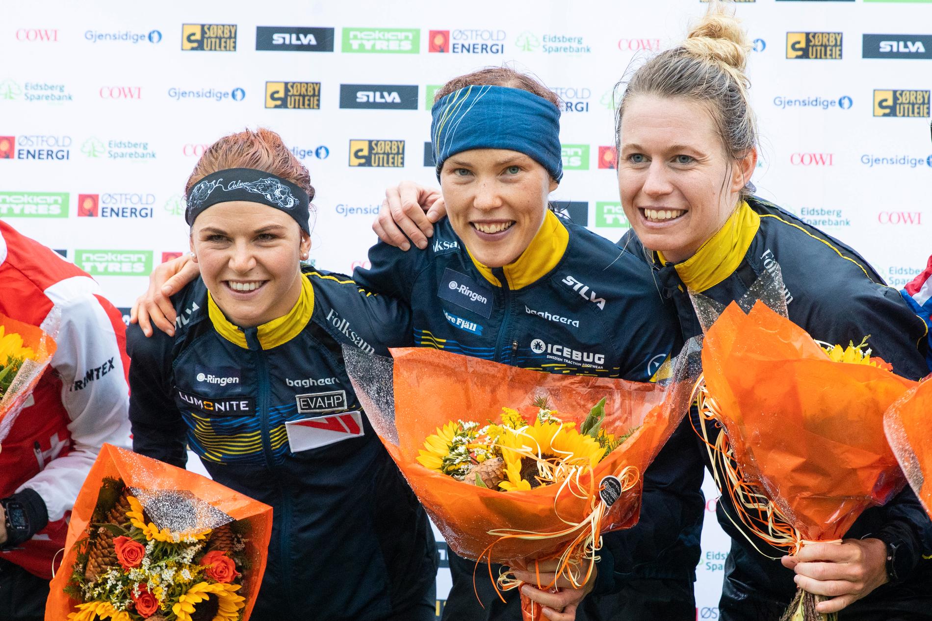 Karolin Ohlsson tillsammans med Tove Alexandersson och Lina Strand som tog VM-guld i stafett 2019. 