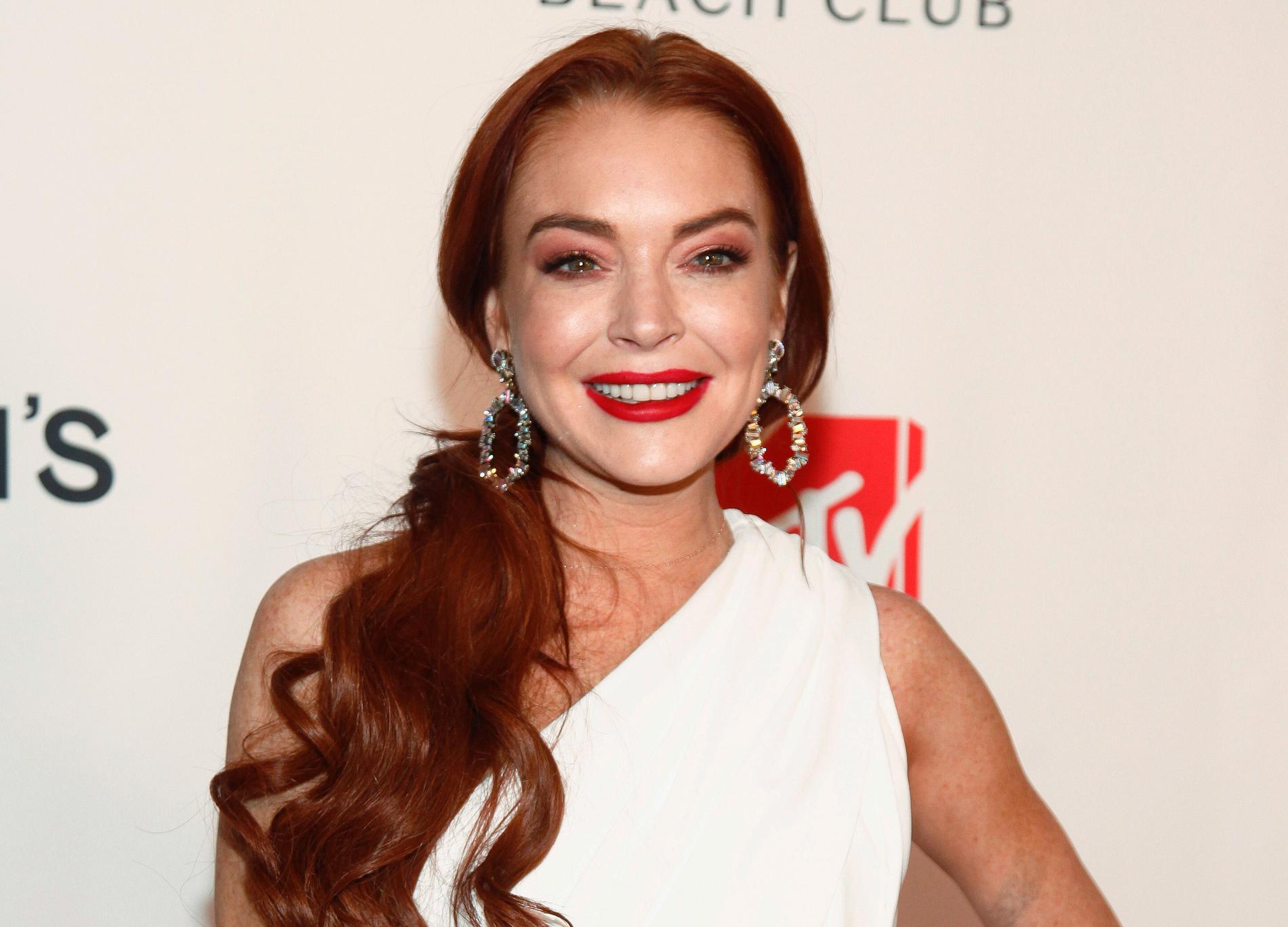 Lindsay Lohan skulle ha levererat bokmanuset 2015. 