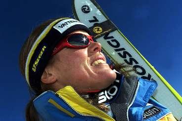  det är kul att åka skidor igen  Pernilla Wiberg är på väg tillbaka. "Det finns inget annat i huvudet än att ta mig tillbaka till toppen. Jag vet vad som krävs för jag har varit där förr", säger hon.