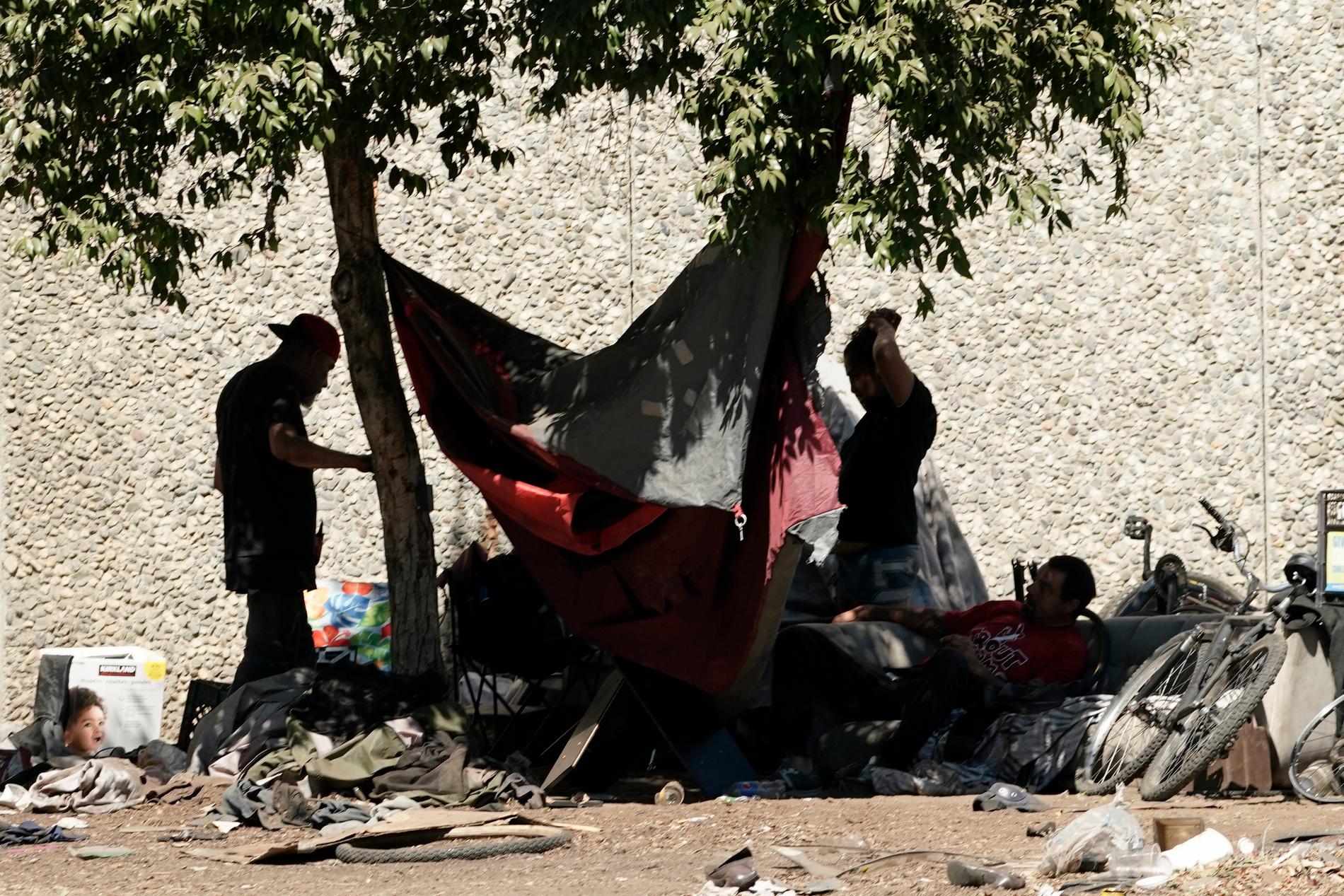 En plats där hemlösa slagit läger i Kaliforniens huvudstad Sacramento. Arkivbild.