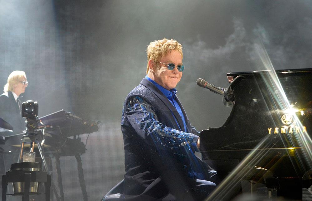 Elton John kommer till Uppsala 1 juli nästa år.