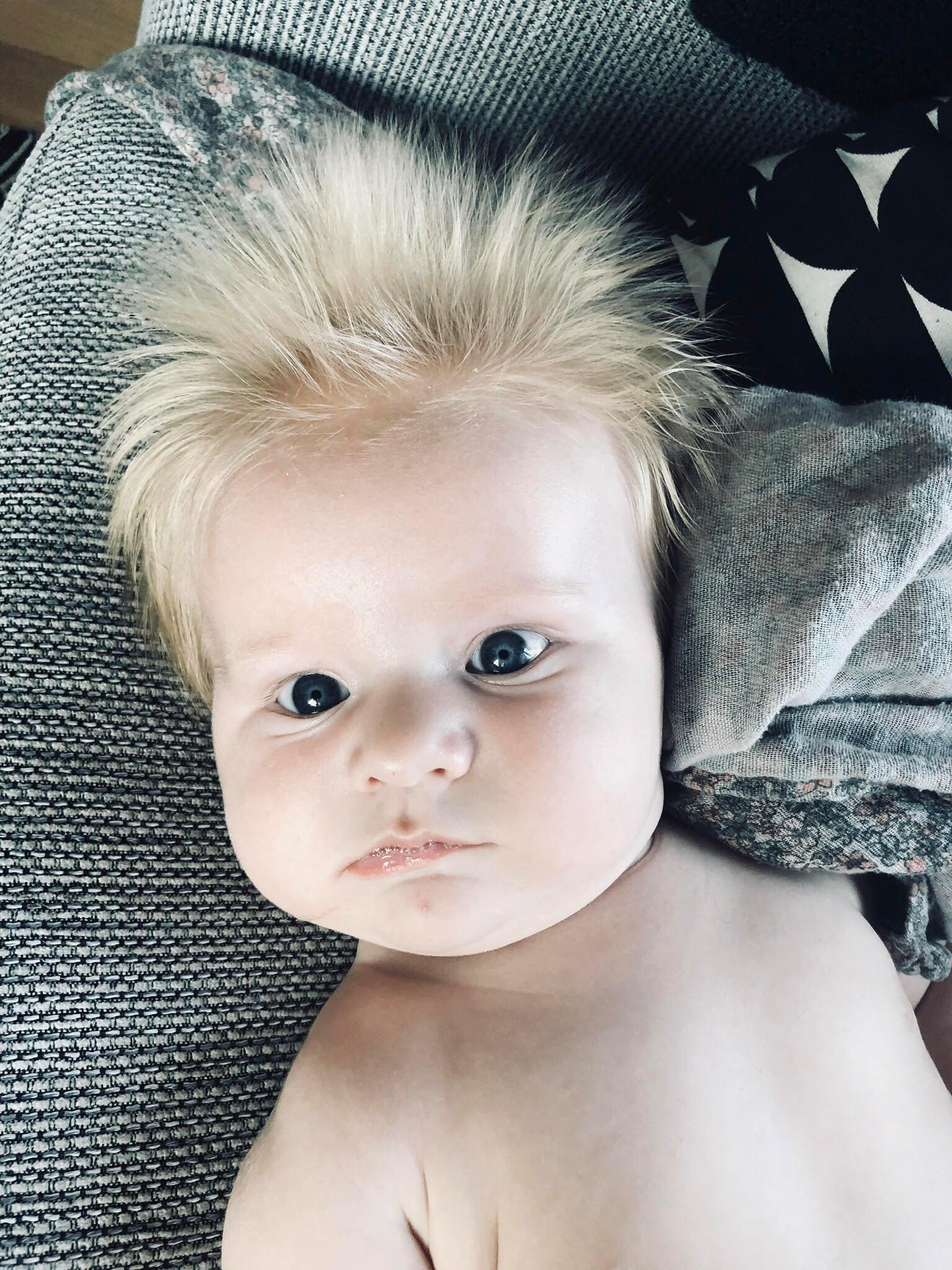 Här är bebisen Ville när han är tre månader. Numera är han ett år och klippt enligt mamman Linn Hedlund från Rödeby utanför Karlskrona.