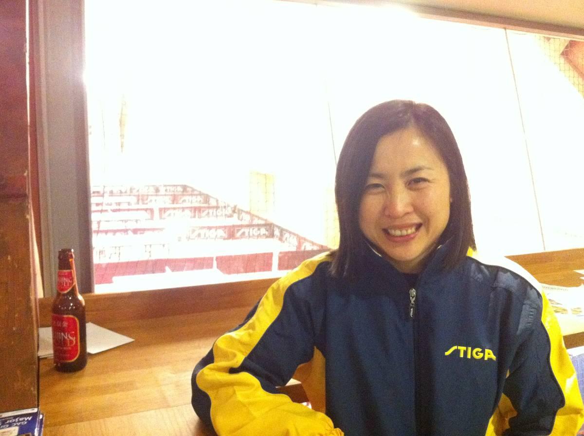Ex-kinesiskan Li Fen vann EM för Sverige på första försöket tidigare i år. Trots guldet och att hon nominerades till Jerringpriset lever hon ett anonymt liv.