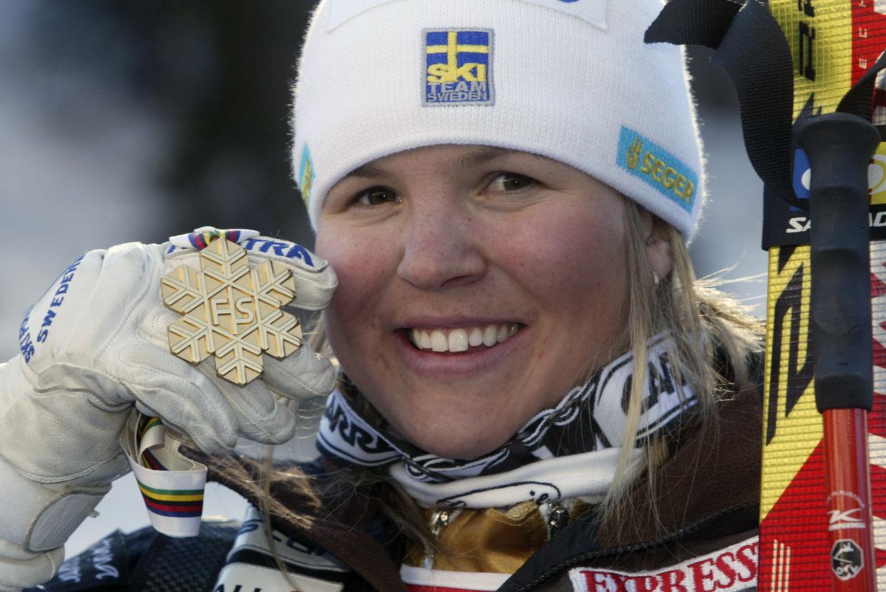 2005 I Bormia vinner hon VM-guld i Super-G...