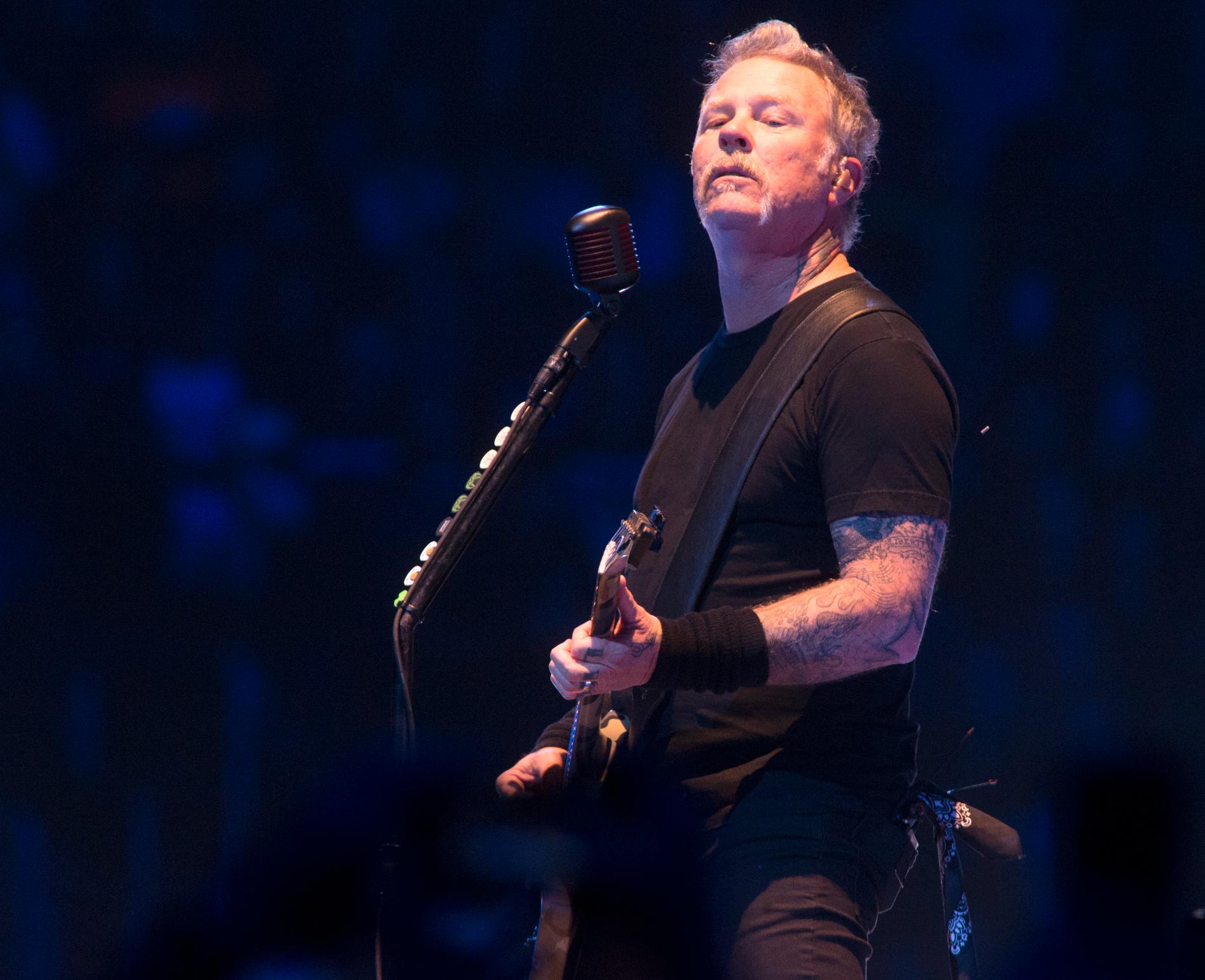 Metallica donerar 100 000 dollar till hjälparbetet kring branden i Kalifornien, rapporterar Rolling Stone.