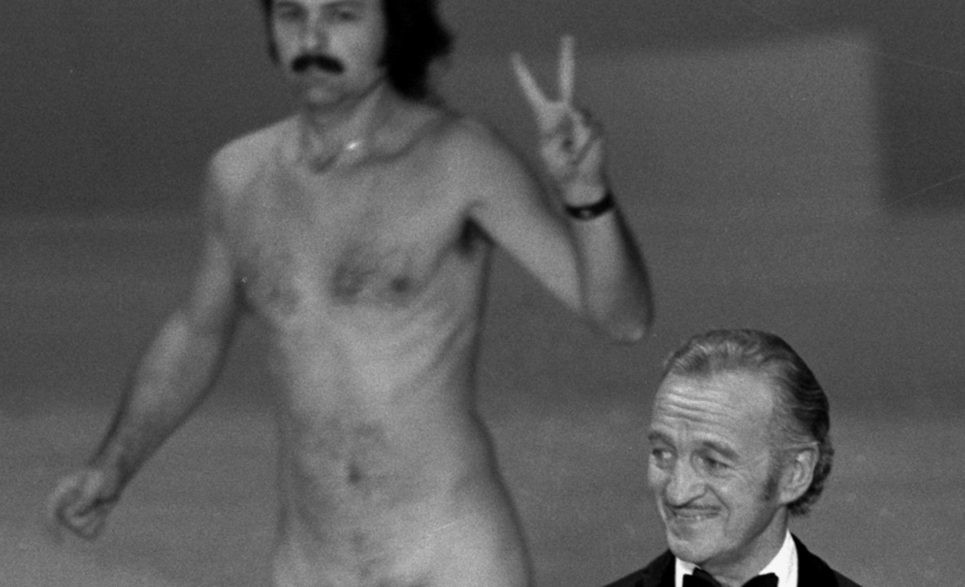 Robert Opel och David Niven på Oscarsgalan 1974.
