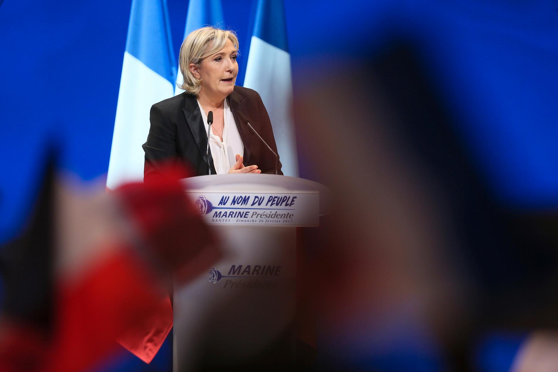 Marine Le Pen, kandidat för högerextrema Nationella fronten, talar i Nantes på söndagen.