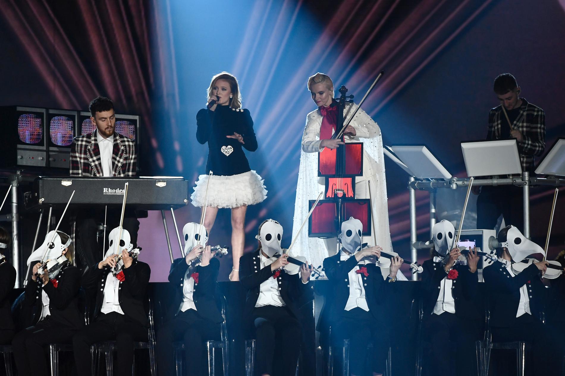 Zara Larsson på European Music Awards.
