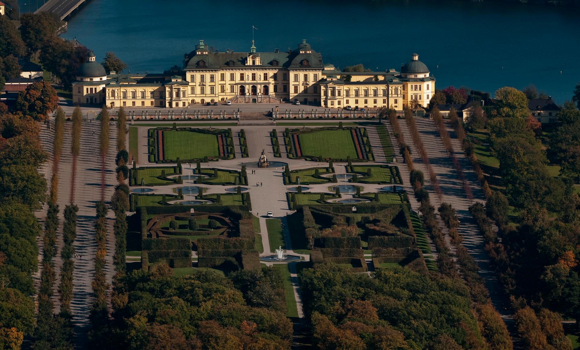 Drottningholms slott, som är kungaparets permanenta bostad.