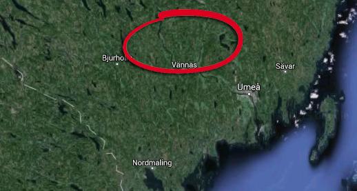 Sjön där olyckan inträffade ligger norr om Vännäs väster om Umeå.