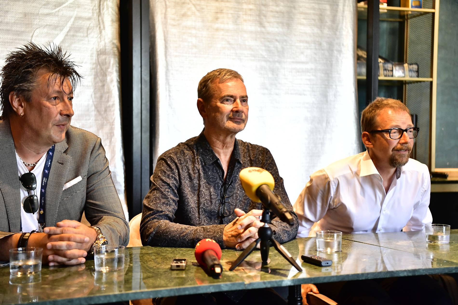 la Melzig, Christer Björkman och Anders Lenhoff presenterar American song contest