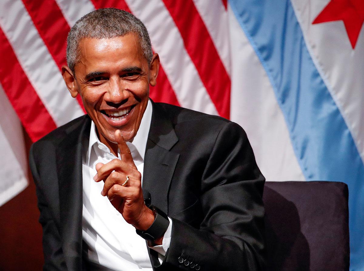 USA:s före detta president Barack Obama under framträdandet på Chicagos universitet.