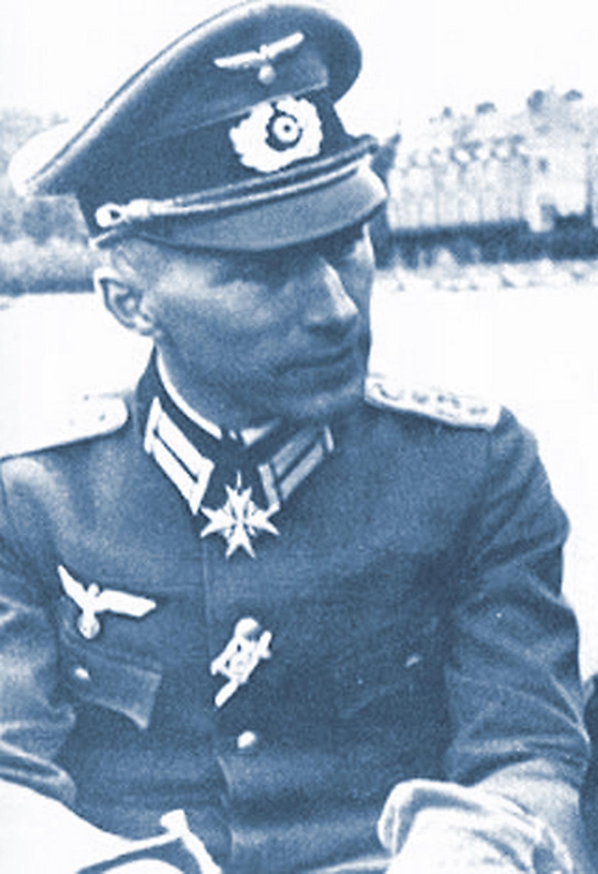 Ernst Jünger (1895–1998) som tysk officer 1941.