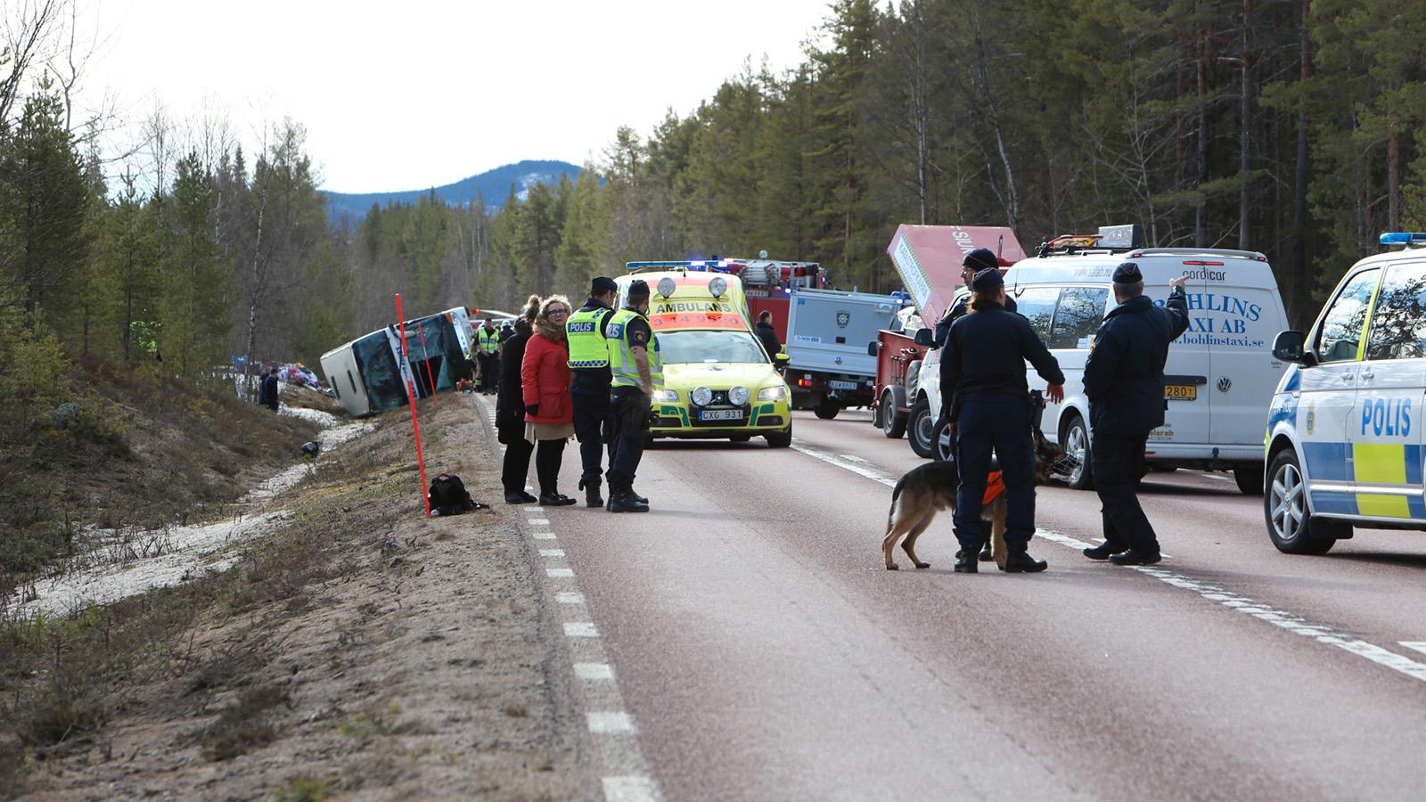 Tre månniskor dog och över 20 skadades i bussolyckan i Sveg i början av april 2017.