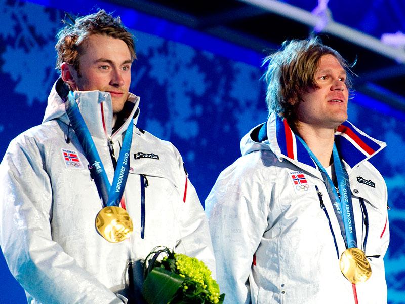 Tillsammans med Petter Northug tog Øystein Pettersen (till höger) OS-guld i sprintstafett 2010.