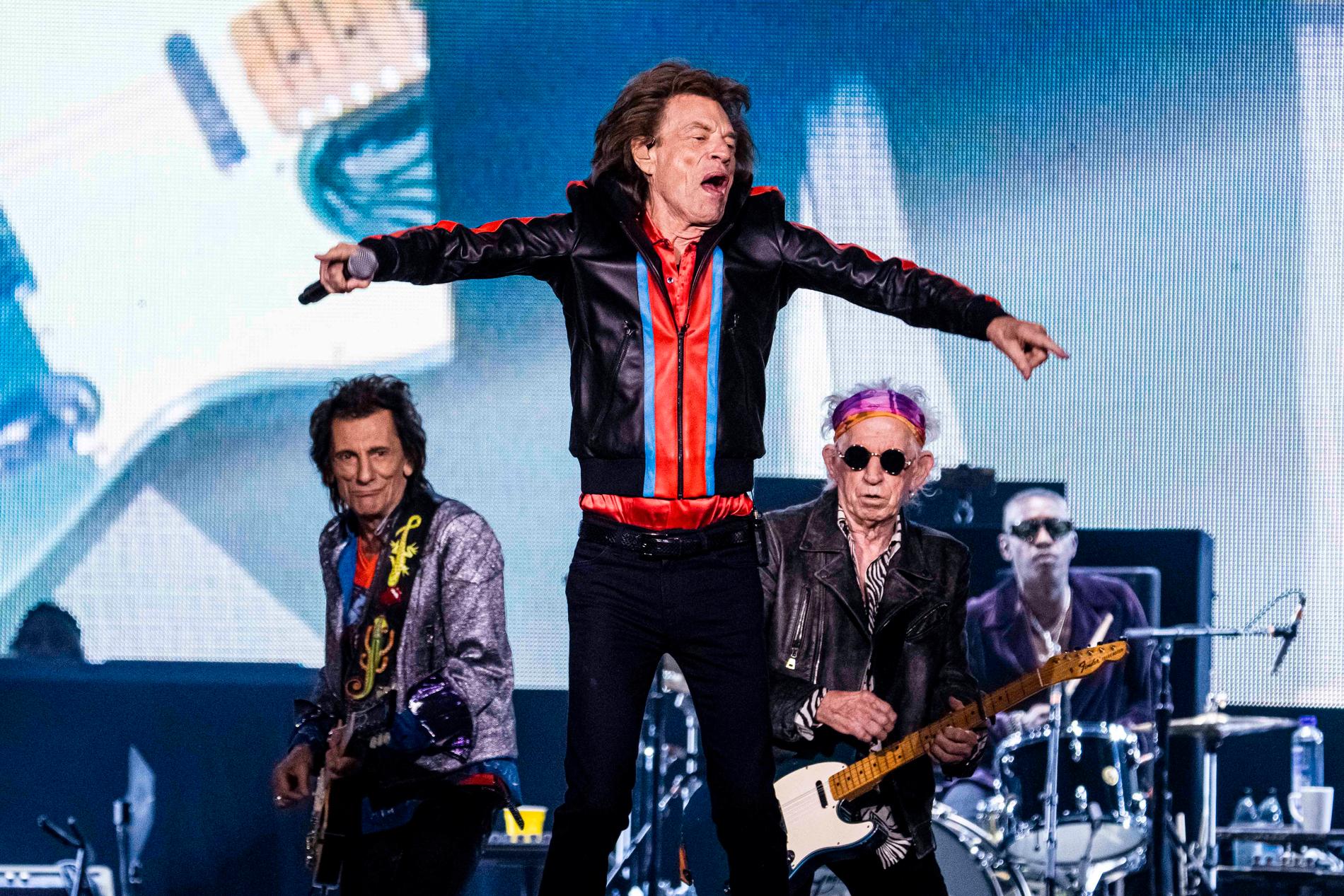 Efter 60 år definierar Mick Jagger fortfarande vad det betyder att vara frontman i ett rockband.