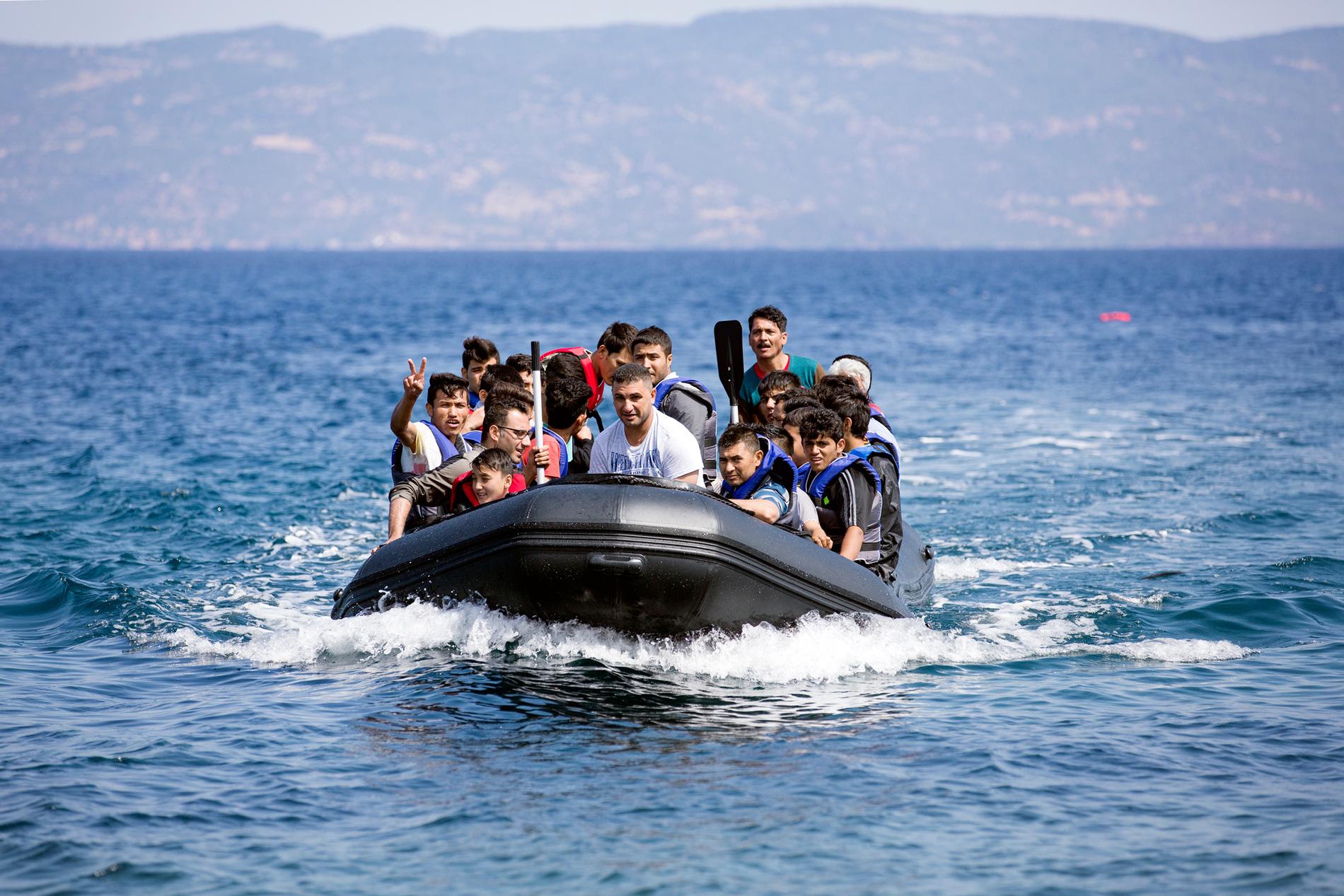 Män, kvinnor och barn som har lämnat Turkiet. Foto: Johan Persson