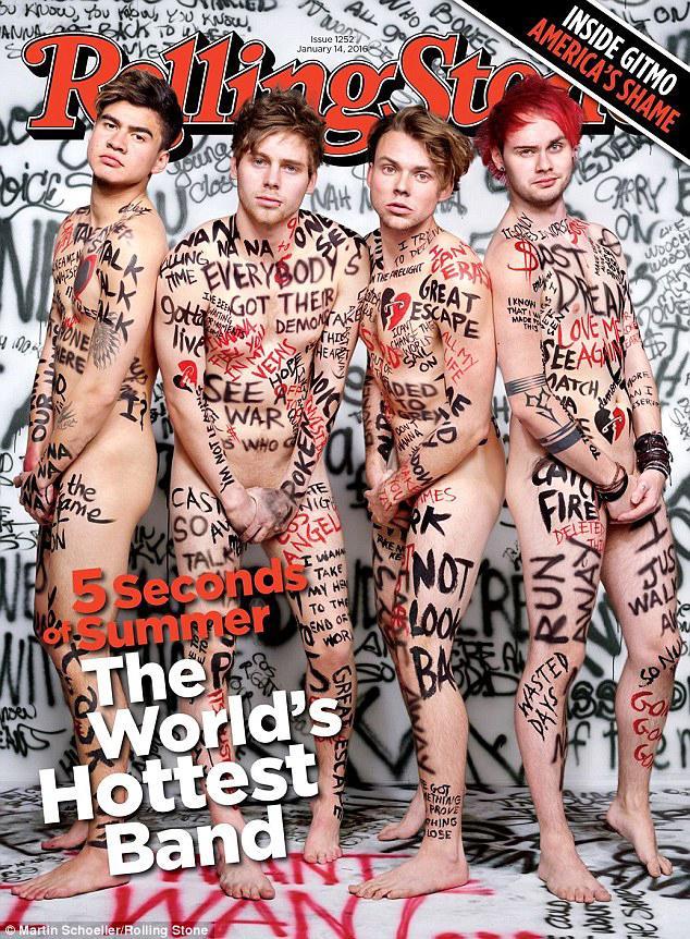 Pojkbandet 5 Seconds of Summer näckar på ­omslaget till Rolling Stone.