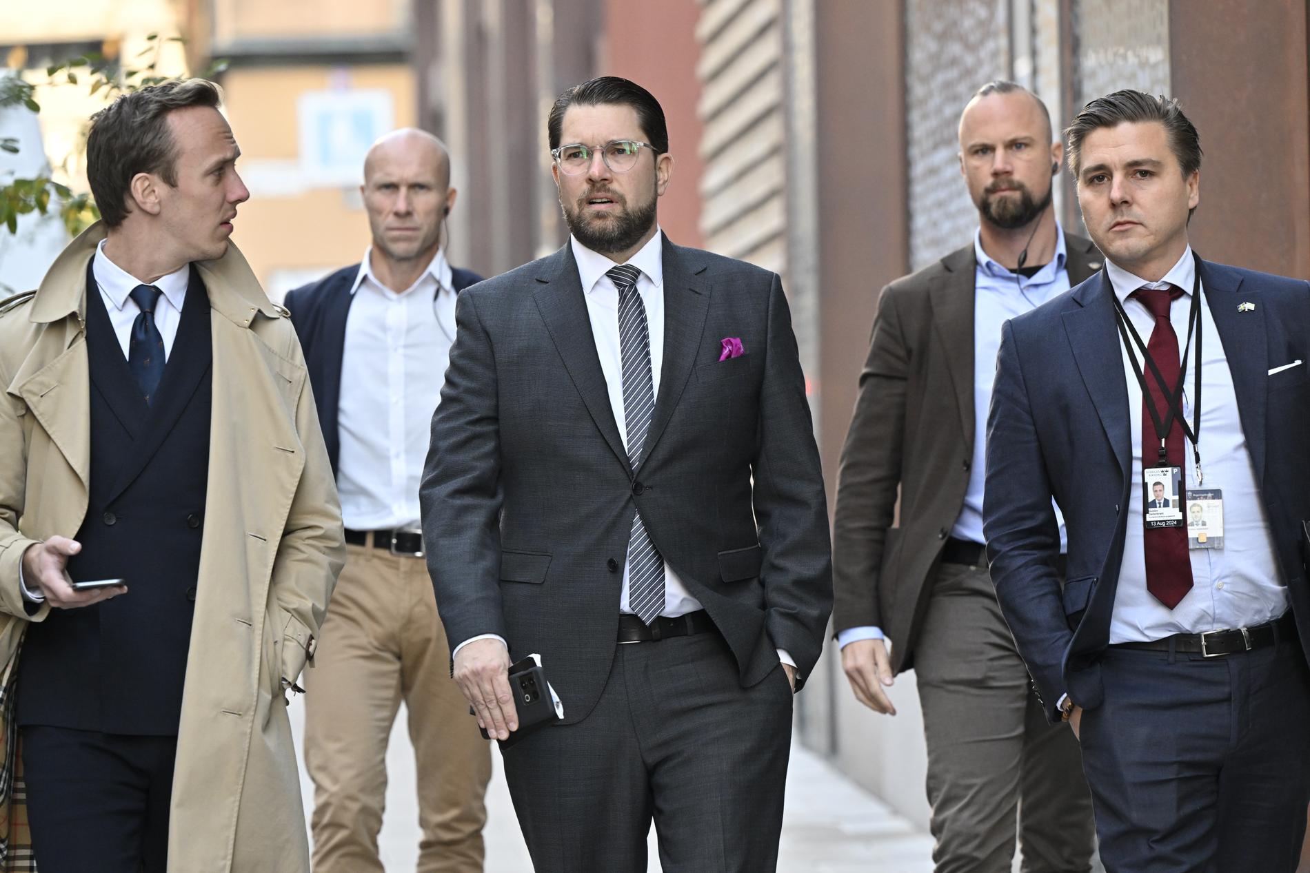 Efter nästa val vill Sverigedemokraterna sitta i regeringen. Och Jimmie Åkesson siktar på statsministerjobbet.