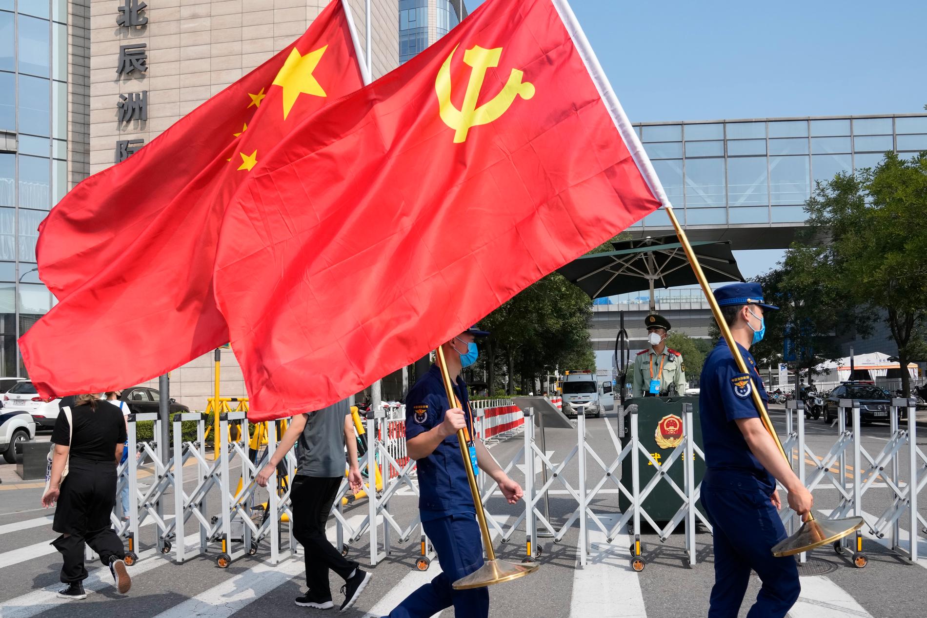 USA hävdar att flera teknikföretag i Kina samlar in känslig information till ”Folkets befrielsearmé”.