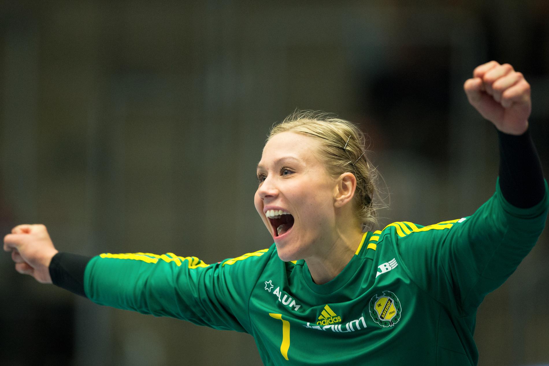 Sävehofs målvakt Christina Elm jublar efter segern mot Boden.