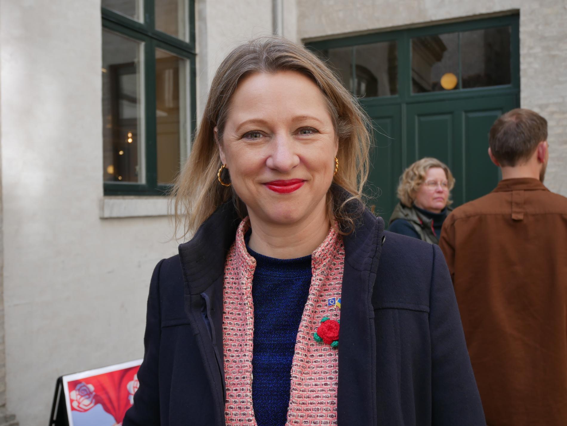 Köpenhamns överborgmästare Sophie Hæstorp Andersen är bekymrad över bostadspriserna.