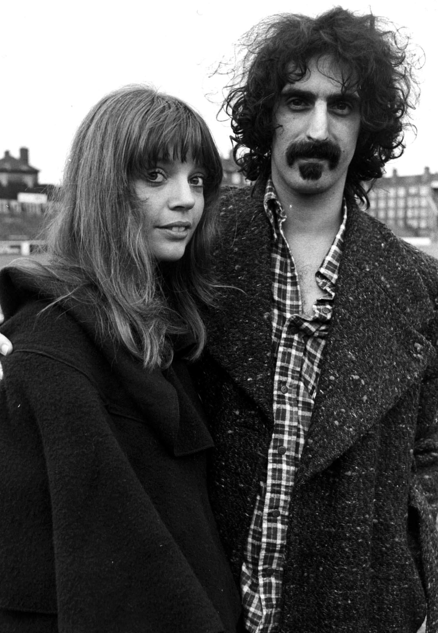 Gail och Frank Zappa 1972.