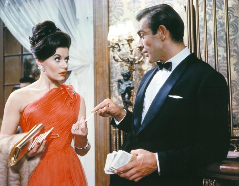 Eunice Gayson och Sean Connery i ”Agent 007 med rätt att döda” från 1962.