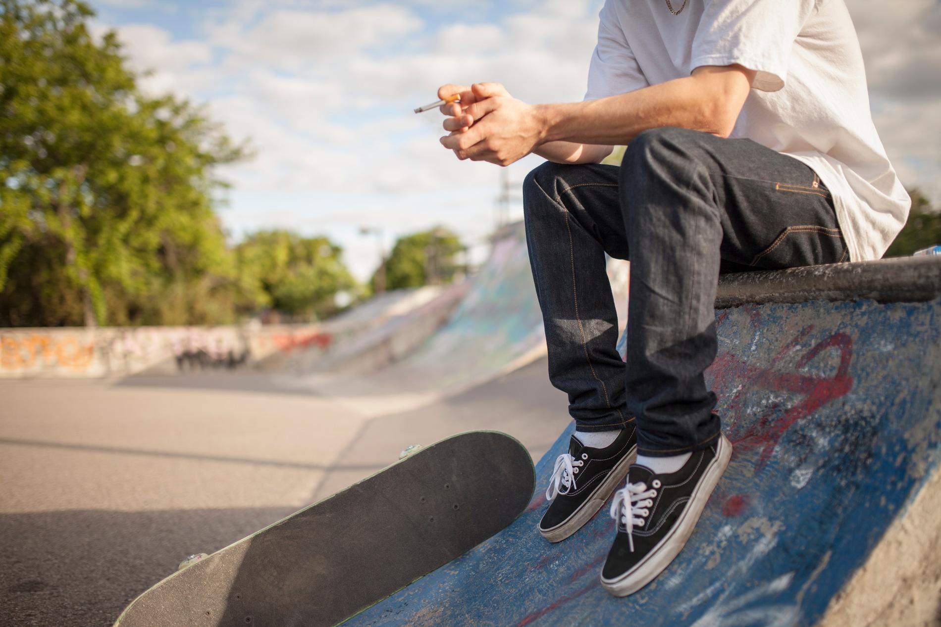 Unga män med låg stresstolerans löper högre risk att börja röka. 