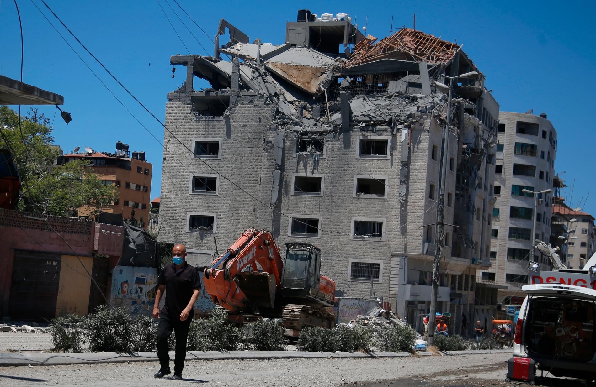 Hundratals israeliska flyganfall har utförts mot Gaza.